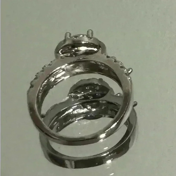 FREE 🆕 Piatella ring,1/2 carat cut, side accents, 14k white gold plated … - Picture 3 of 13